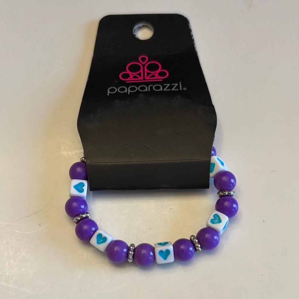 💕5/25💕Paparazzi Purple and White Heart Beaded Bracelet